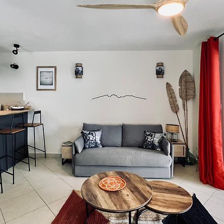 Cosy Letchis Apartment Сен-Пиер Екстериор снимка