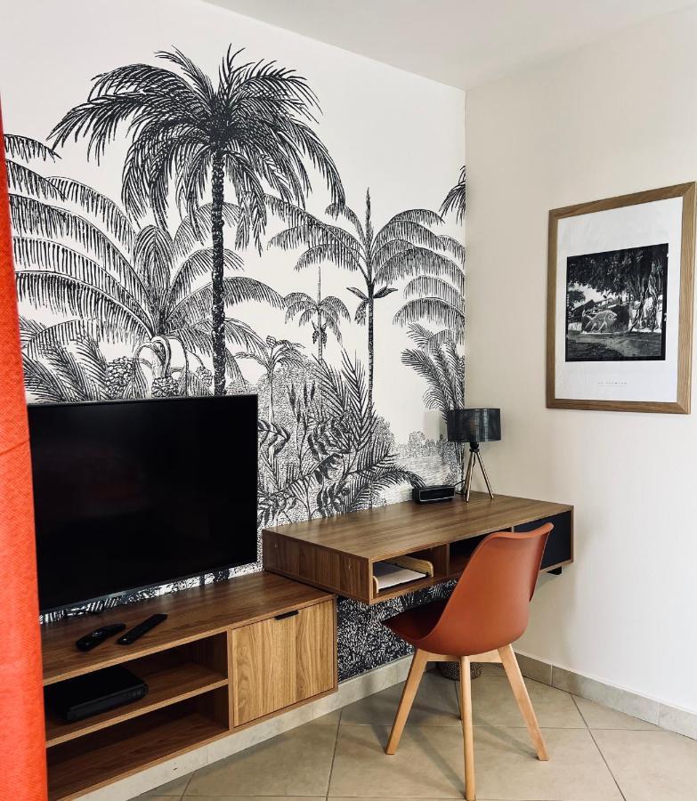 Cosy Letchis Apartment Сен-Пиер Екстериор снимка